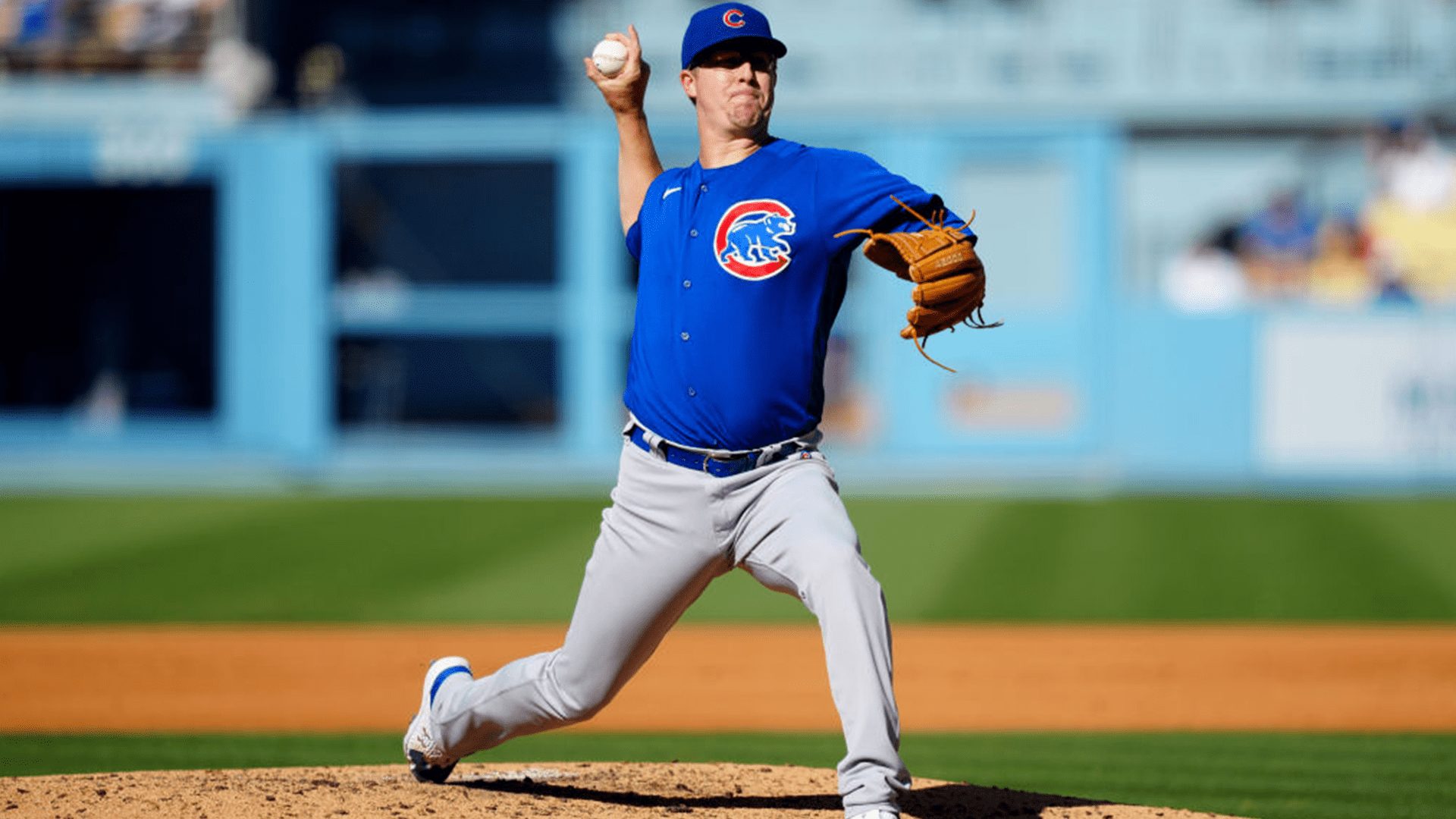 Cody Bellinger swinging away early in Cubs spring training