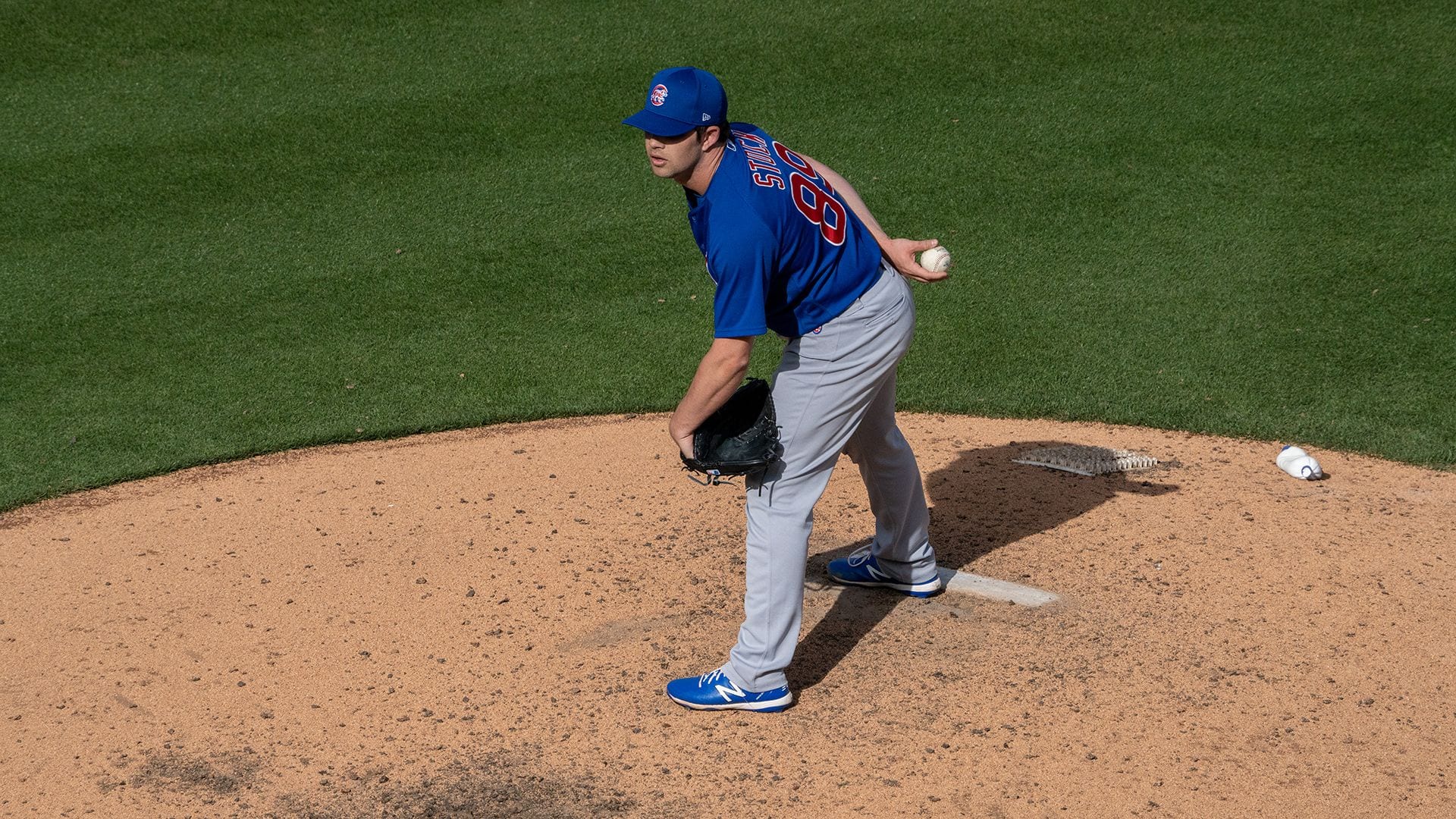 Download Jacob deGrom Catching Baseball Wallpaper