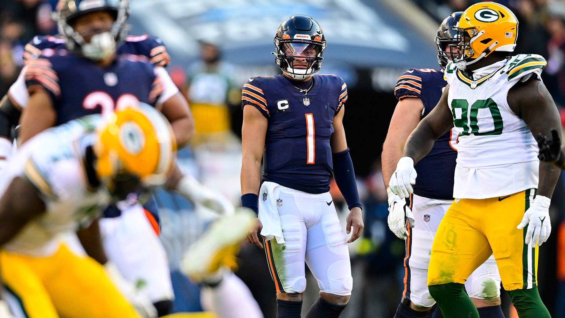 Justin Fields Bears Packers Soldier Field - Marquee Sports Network