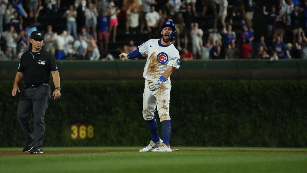 Dansby Swanson Celebrates Hitting Double In Bottom Of 9th Against Cards