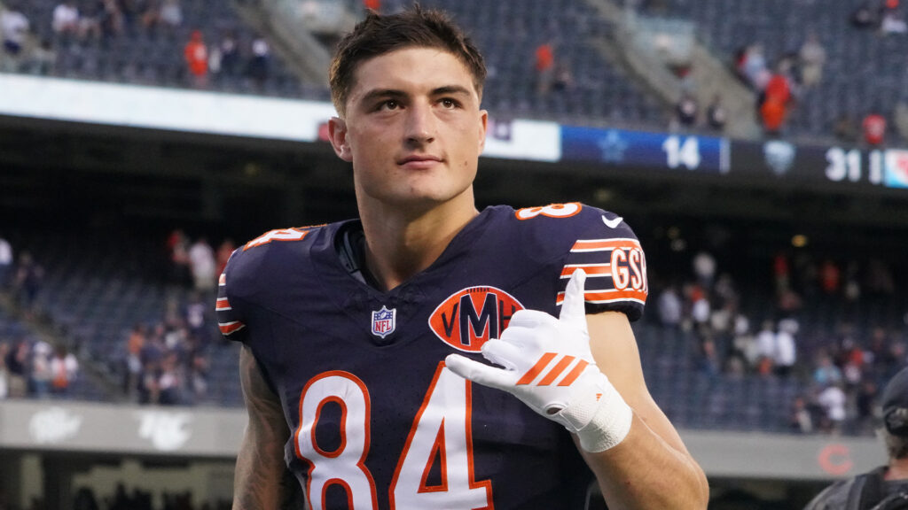 Colston Loveland Bears Commanders