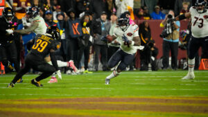 Dandre Swift Bears Commanders Week 6