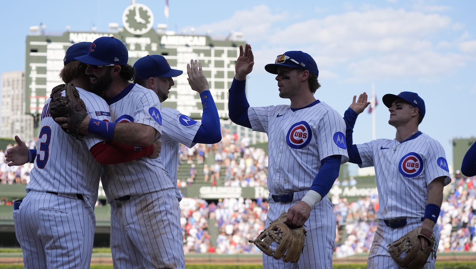 Cubs take home NL team Gold Glove award after strong defensive season | Chicago  Cubs News