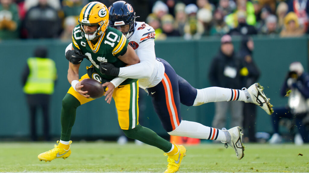 Montez Sweat Bears packers nfc north