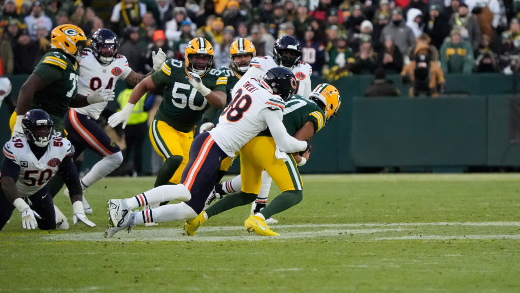 Montez Sweat Packers Bears