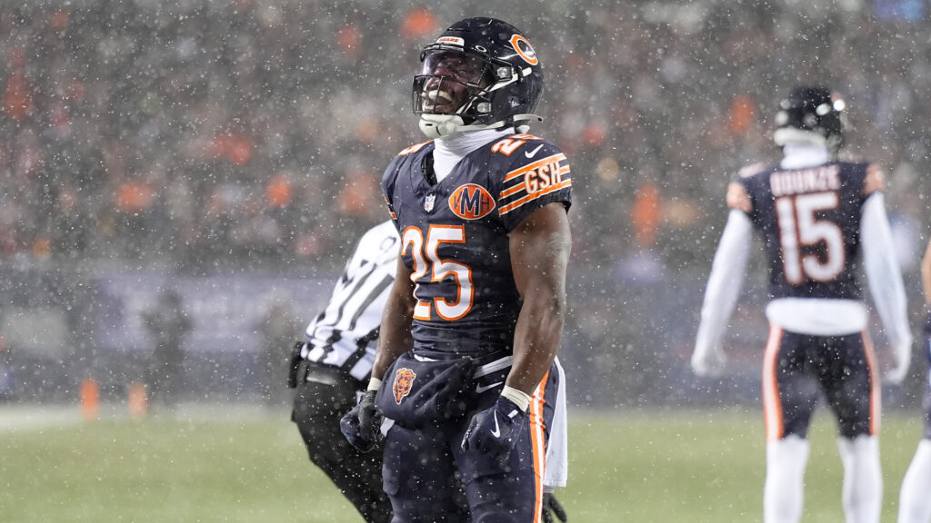 Kyle Monangai Bears Rams